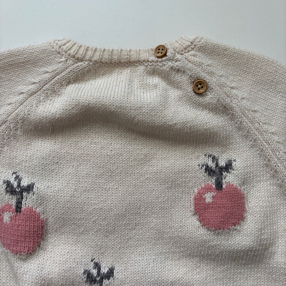 Zara Baby Girl Apple Sweater - Picture 4 of 4